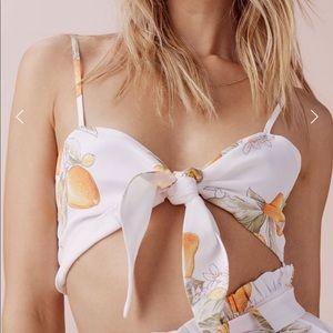 1 HR SALE For Love and Lemons Lemonada Top